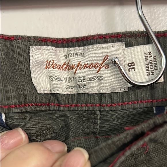 Weatherproof Versatile Gray Flat Front Shorts for Casual Wear - Picture 2 of 3